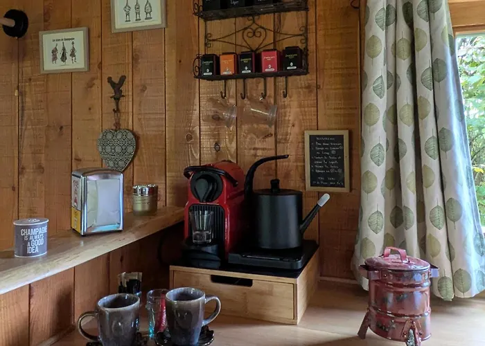 Couette-café Roulotte Ravel-emoi Insolite De Charme